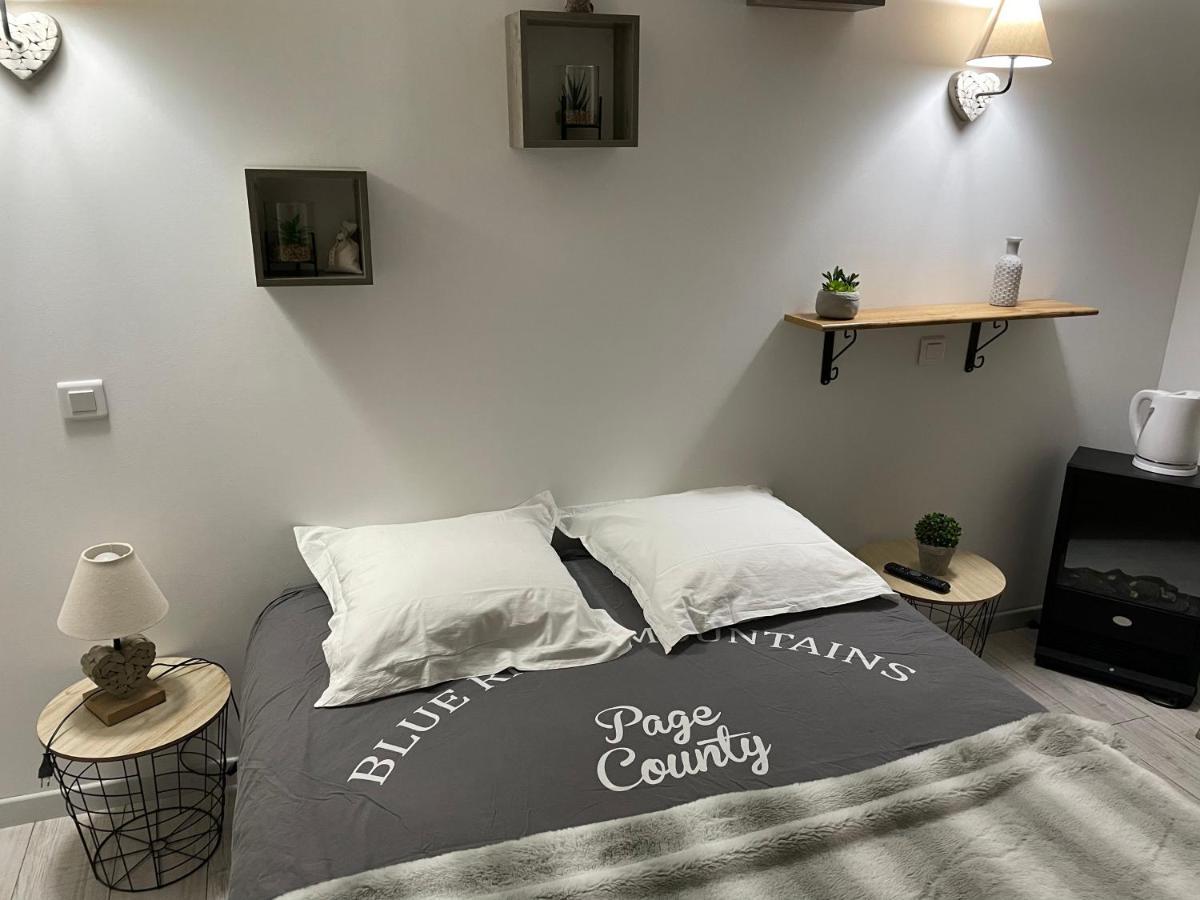 Le Regrimet Avec Parking Gratuit Et Prive Bed & Breakfast Lens-Lestang ภายนอก รูปภาพ